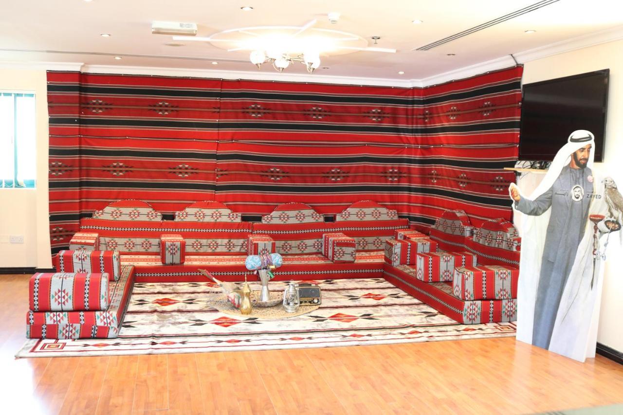 Dubai Youth Hostel Экстерьер фото